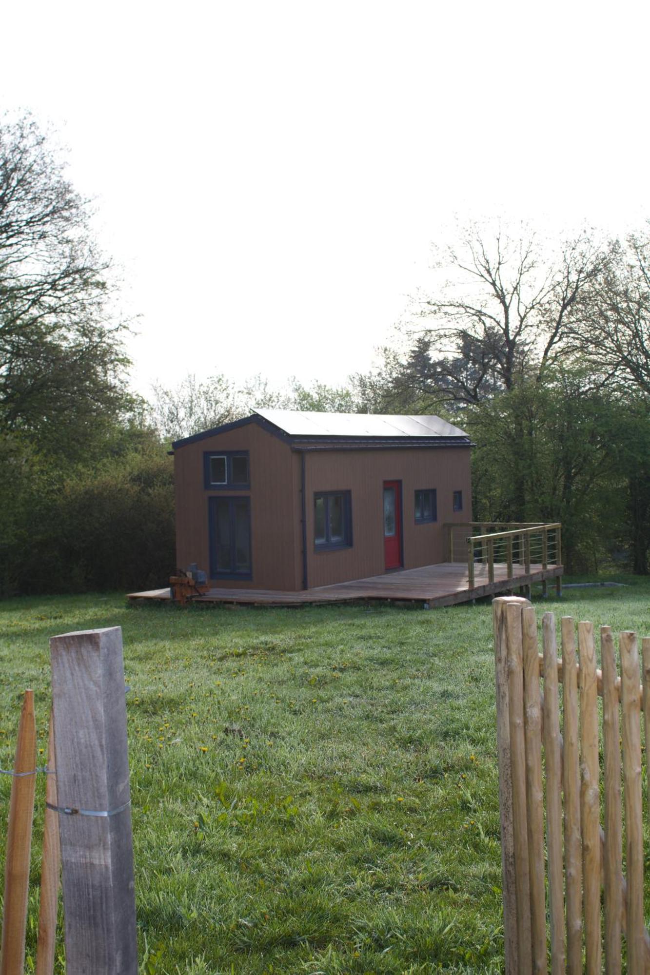 Tiny House Les Jours Heureux Sejour Nature Pres De Dinant Et Des Lacs De L Eau D Heure Villers-le-Gambon Luaran gambar